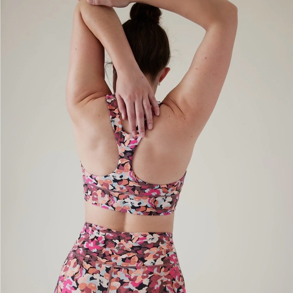 Athleta Transcend Plunge Sports Bra A-C Size S NWT - Picture 5 of 9